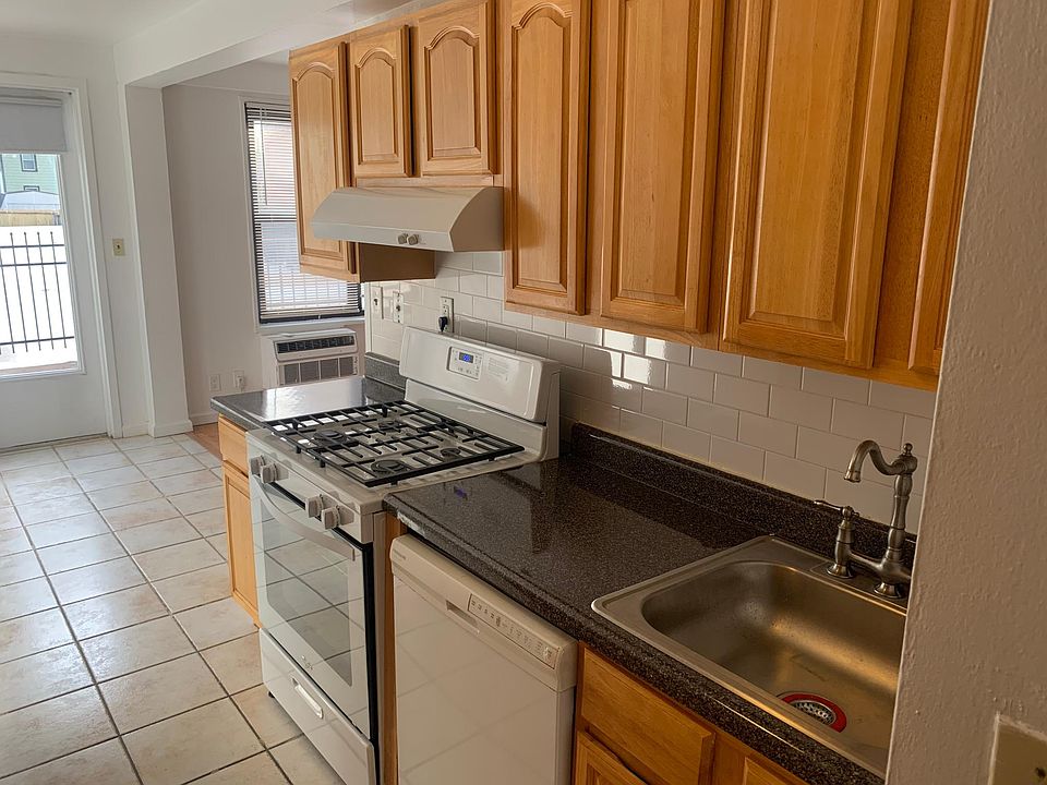 1st image of 47 Davis Ave APT 3J