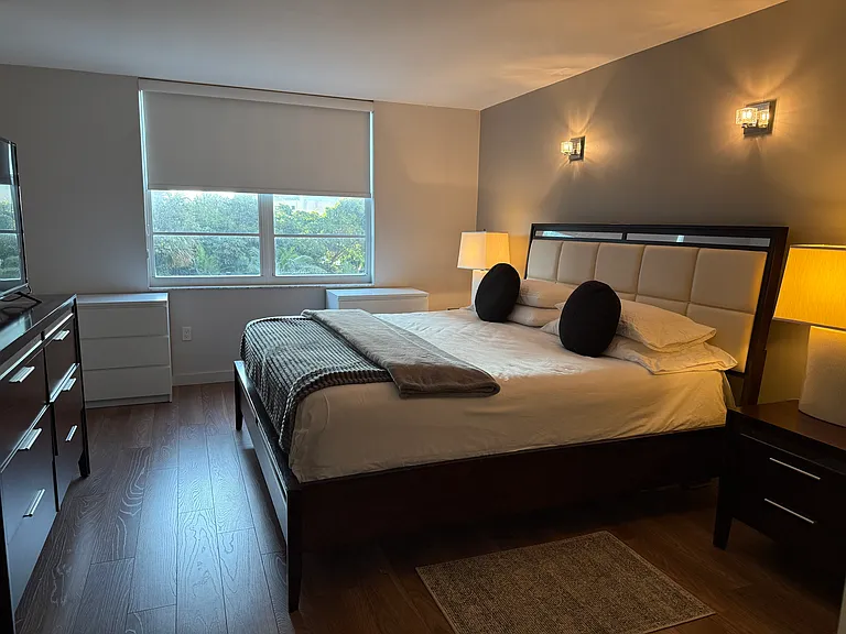 2333 Brickell Ave #306 — Photo 23