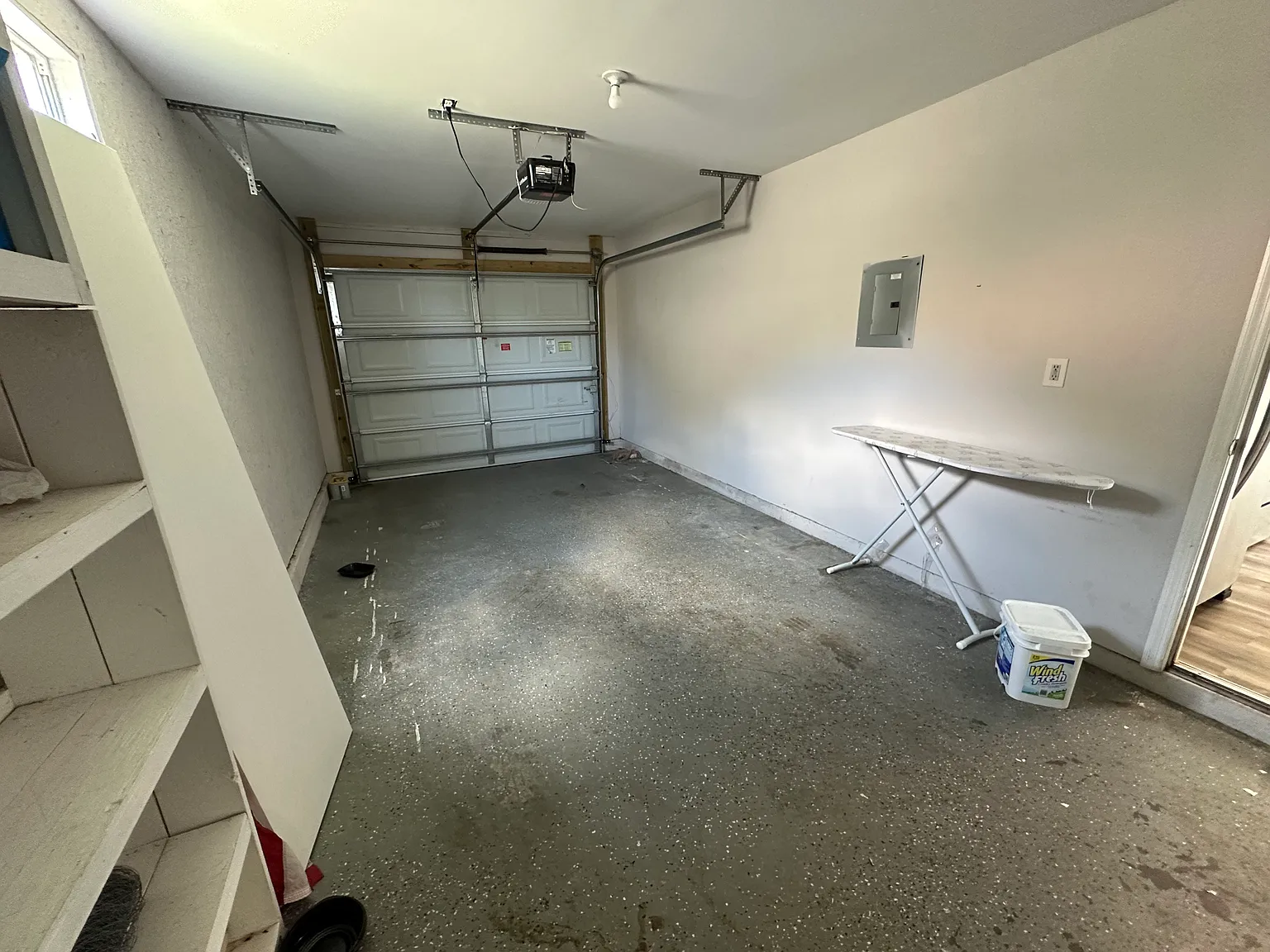 3 bed, 1020 sqft, $1,900 — Photo 4