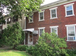 1582 Chestnut St, Lebanon, PA 17042