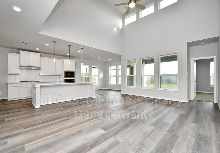 1218 Raburn Run Ln — Photo 7