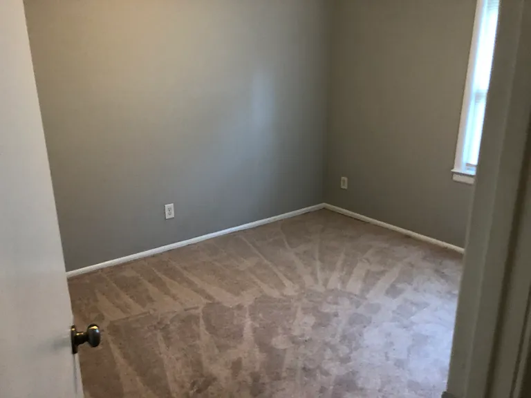 105 Julia St — Photo 17