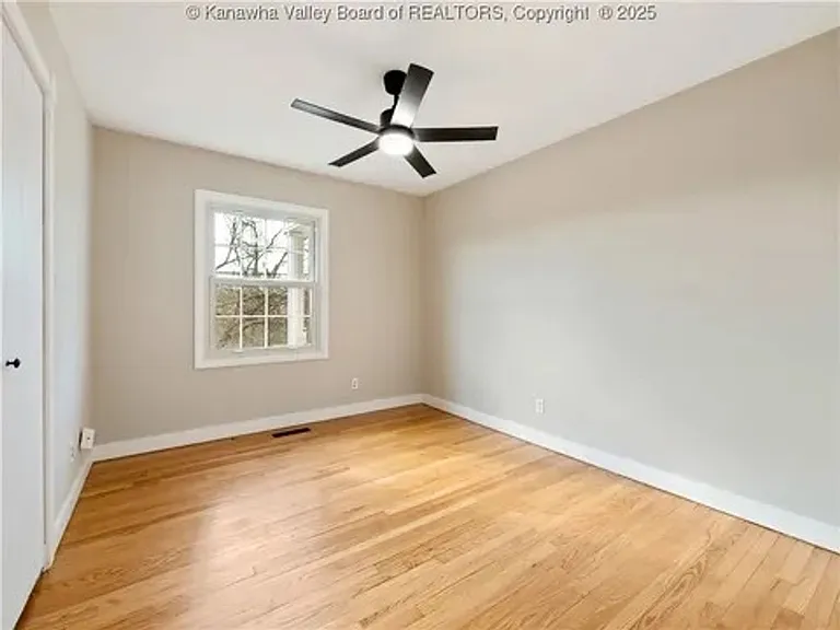 1501 Knob Rd — Photo 17