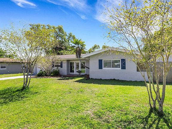 3rd image of 11436 Ridgewood Cir
