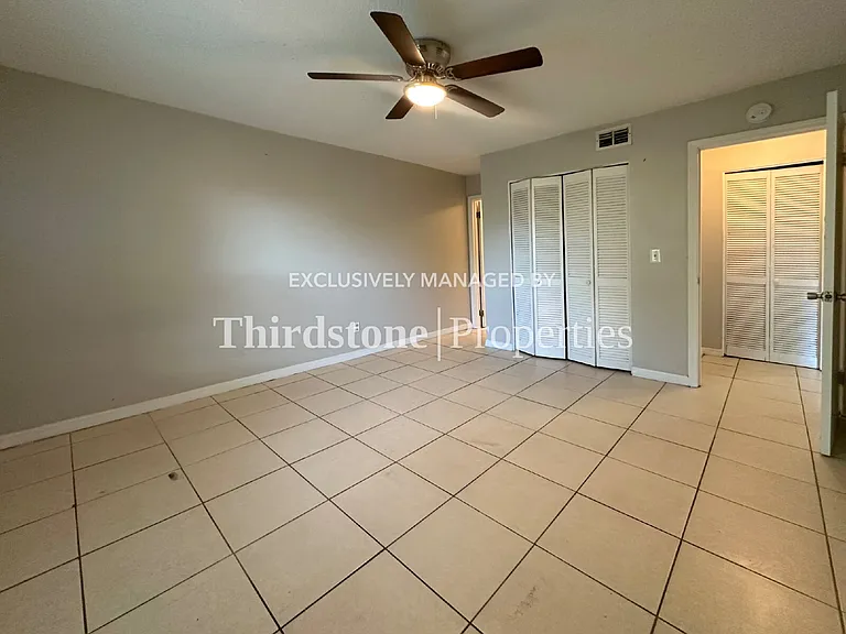 5143 Indian Lakes Ct #2 — Photo 6