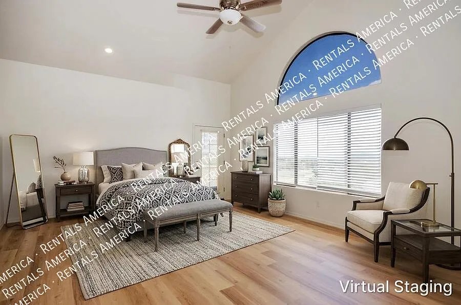 Location! Oro Valley Beauty! — Photo 1