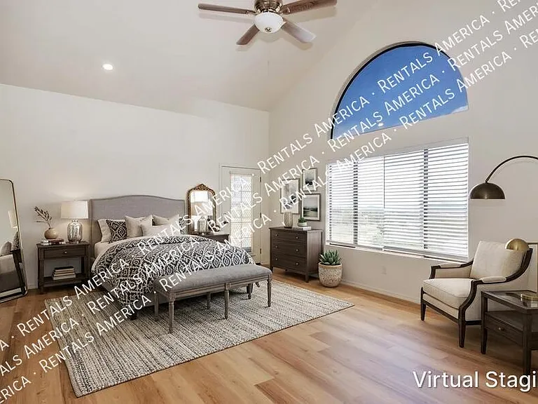 1150 W Masters Cir — Photo 1