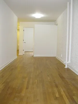 Rented by Tower Brokerage | media 51