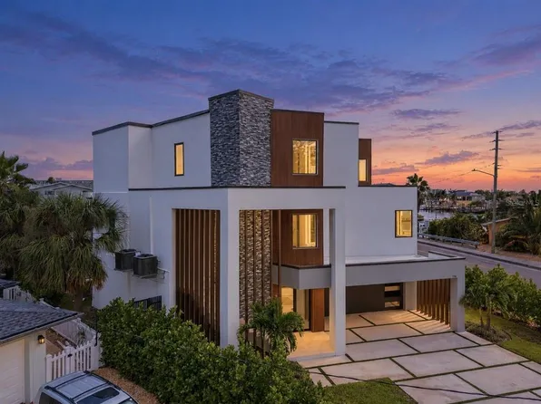 7176 S SHORE DRIVE S, SOUTH PASADENA, FL 33707