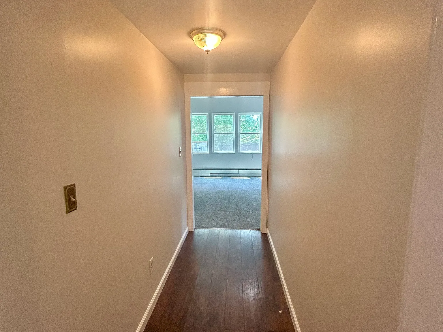 5 bed, 1.5 bath, $2,095 — Photo 3