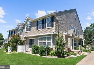 502 Tanglewood Dr, Sicklerville, NJ 08081