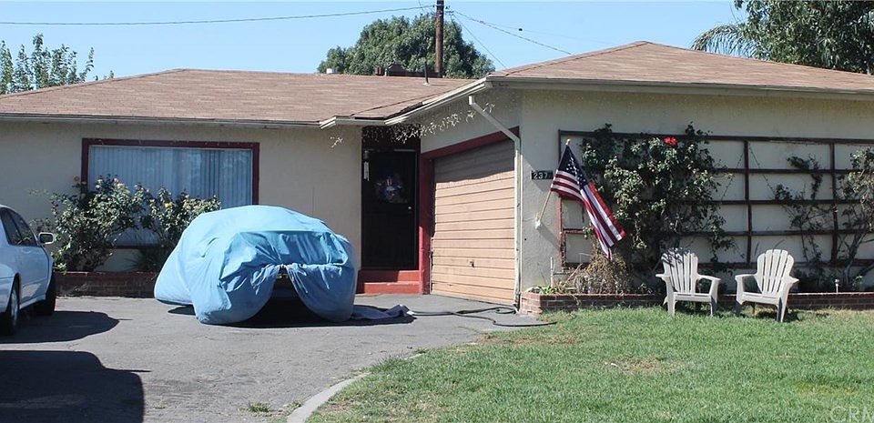 1st image of 237 Cary Ln