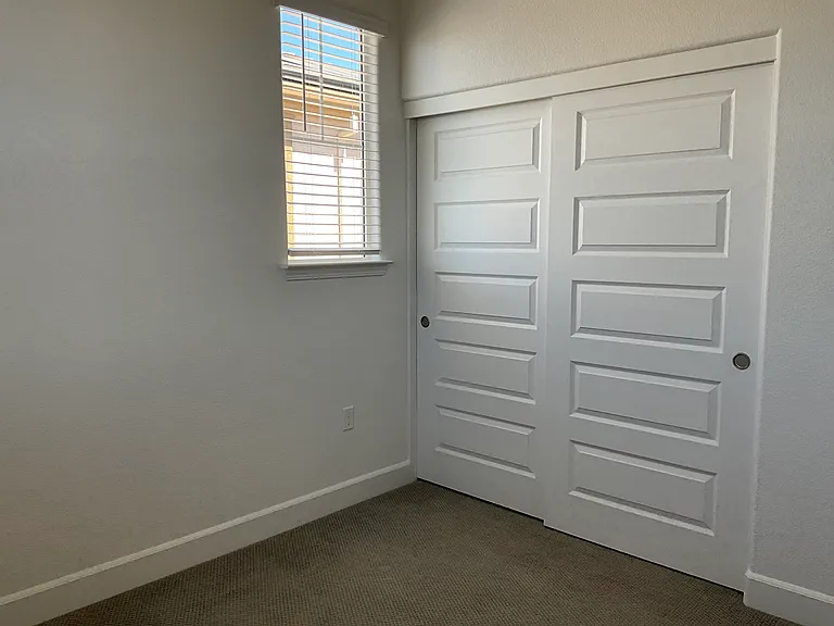 3249 Garibaldi Dr — Photo 14