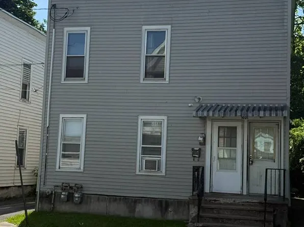 1021 Smith Pl, Utica, NY 13501