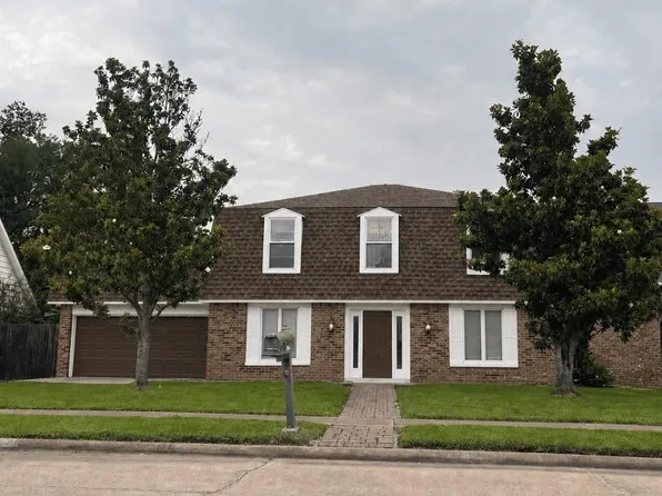 11730 Dorrance Ln, Meadows Place, TX 77477