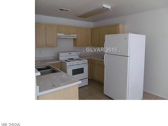 4th image of 1101 Cliffbrook Hedge Ave #0