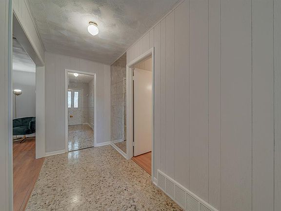 3rd image of 7628 Oxley Dr