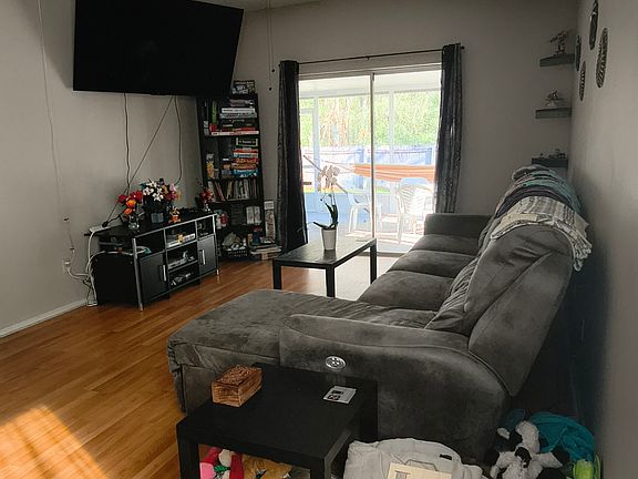 3rd image of 921 Ponderosa Pine Ct