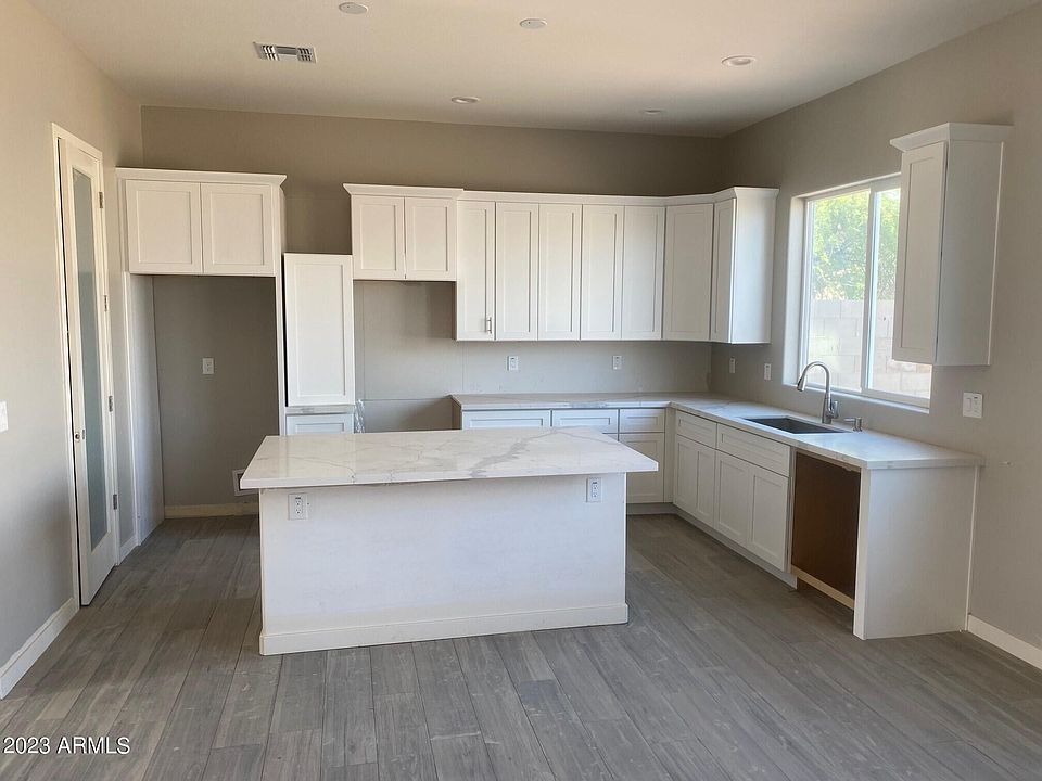 2nd image of 8026 S 6th Drive