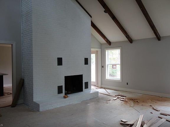2nd image of 3590 Stimpson Dr
