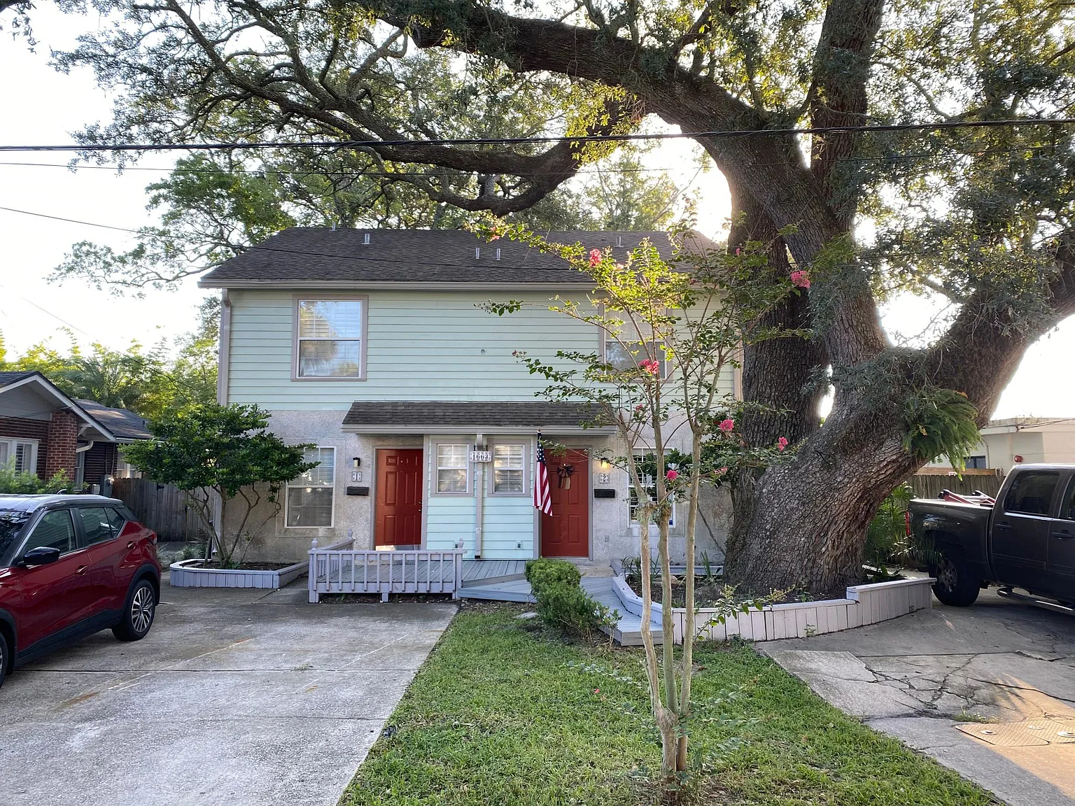 2 bed, 2.5 bath, 1100 sqft, $2,000 — Photo 1