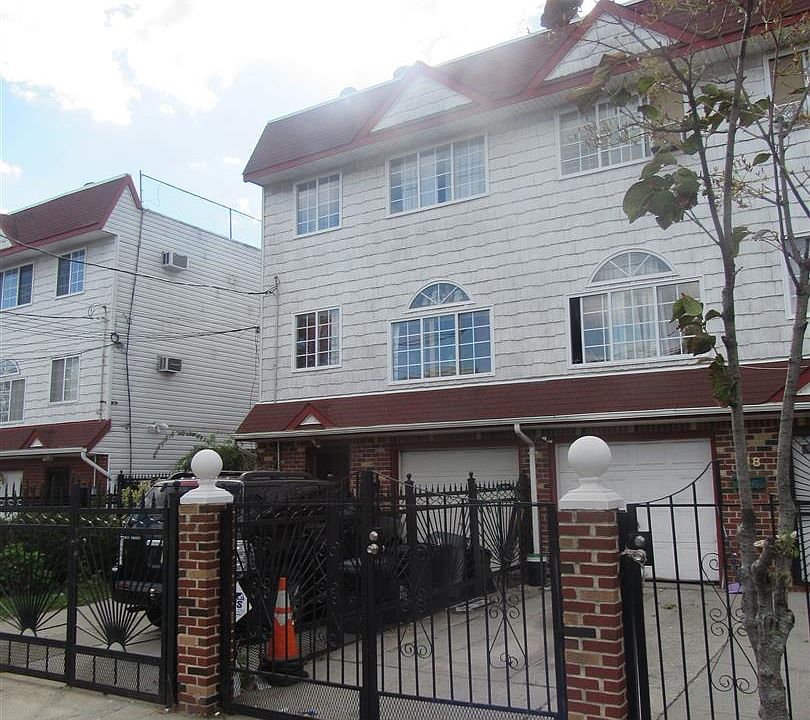 2nd image of 420 Milford St
