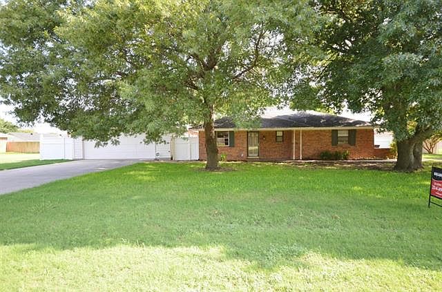 1st image of 911 King Arthur Dr