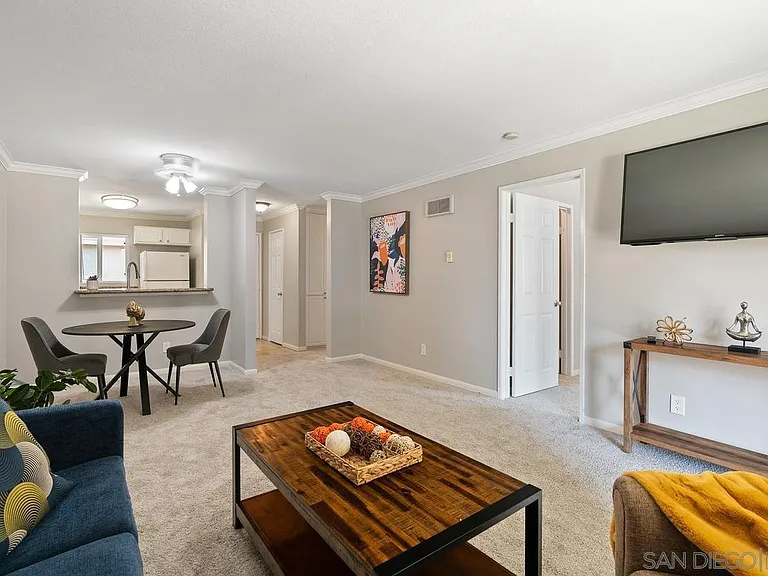 7545 Charmant Dr #1320 — Photo 5