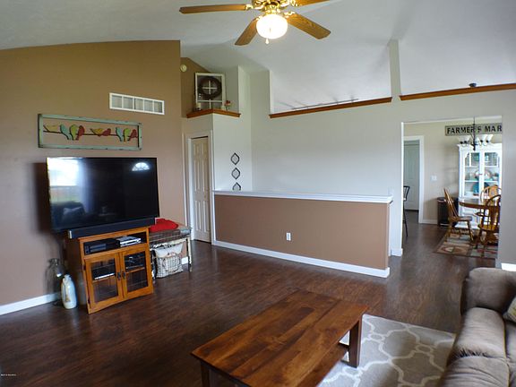 3rd image of 5982 Thistlewood Ave