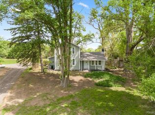 10820 Cedar Lake Rd, Pinckney, MI 48169