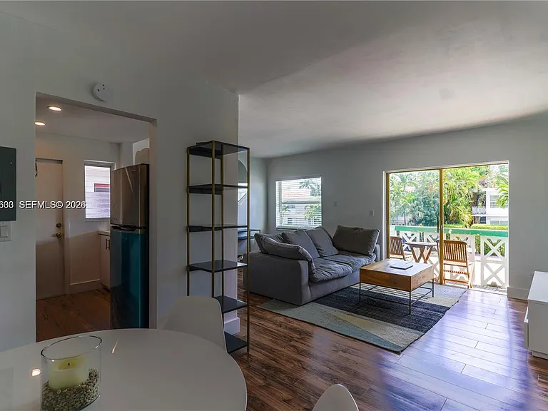 1234 Euclid Ave #7 — Photo 11