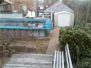 3rd image of 240 Quincy Ave