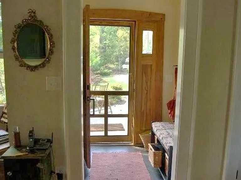 109 Hamburg Mountain Rd — Photo 4