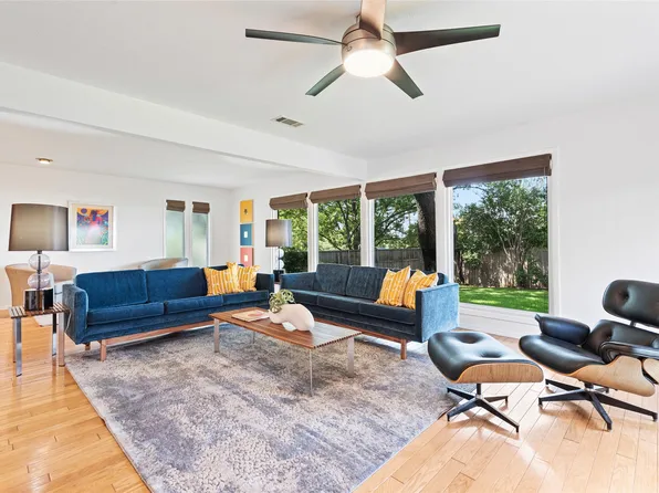 9307 Crestedge Dr, Dallas, TX 75238
