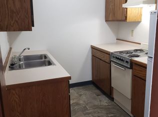 402 2nd Ave NW APT 312, Jamestown, ND 58401
