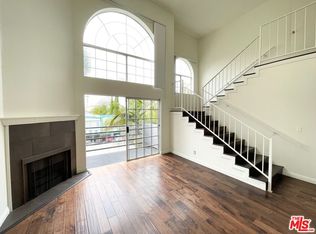 8515 Alcott St APT 201, Los Angeles, CA 90035