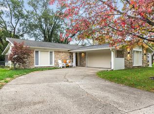 8318 Picadilly Ln, Indianapolis, IN 46256