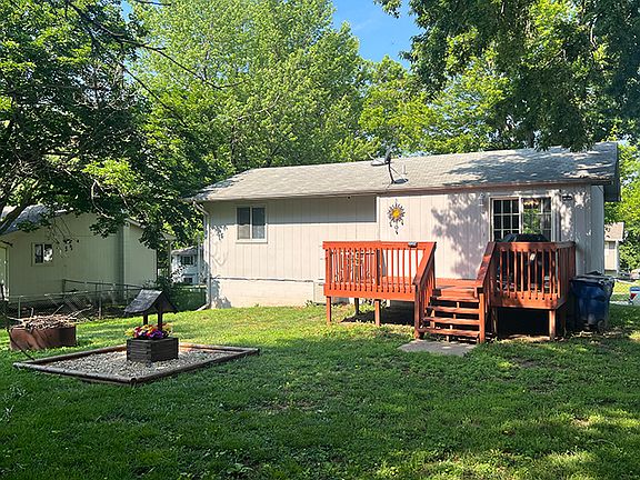 4th image of 1001 Timberlane Ests