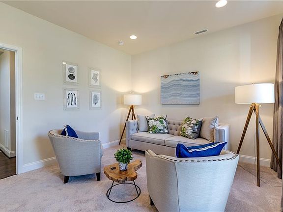 5th image of 10520 Seneca Falls Pl #5