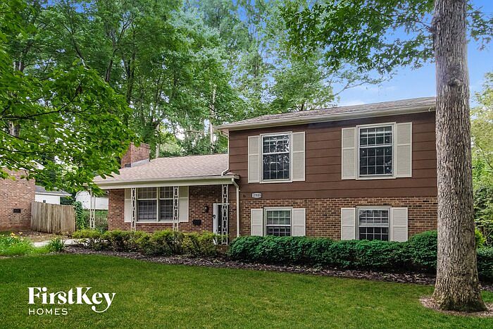 1st image of 2909 Stratford Dr