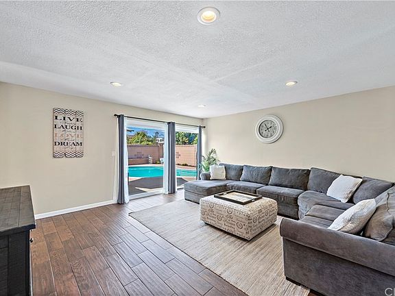 5th image of 7923 Goldenrod Cir