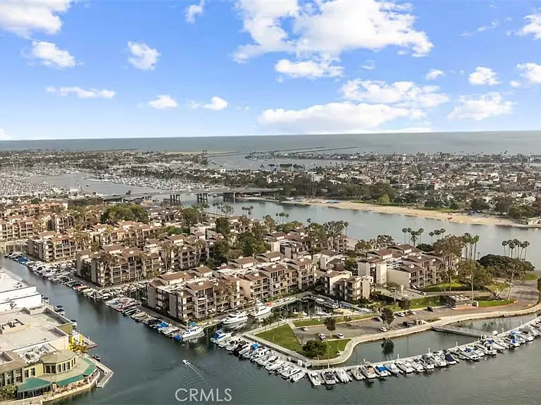 5327 Marina Pacifica Dr #KEY19 — Photo 62