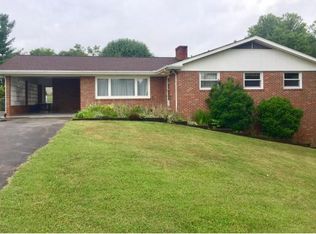 405 Waltz Ln, Kingsport, TN 37663