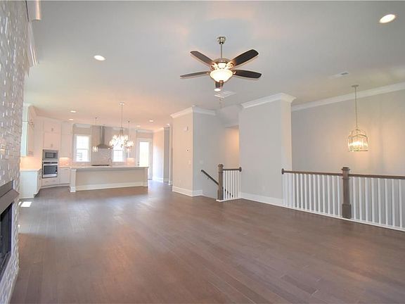 4th image of 2050 Rivermont Way