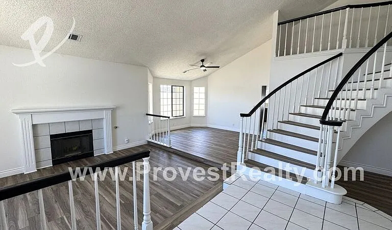 13000 Norfolk Ln — Photo 4