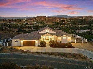38566 Vista Del Bosque, Murrieta, CA 92562