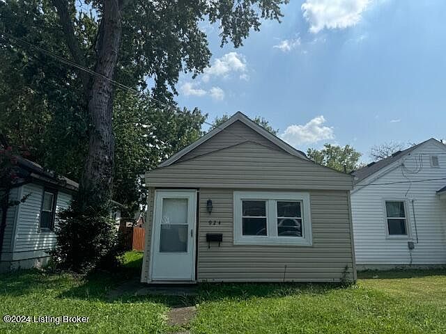2nd image of 924 W Evelyn Ave