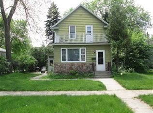 1617 University Ave APT 2, Grand Forks, ND 58203