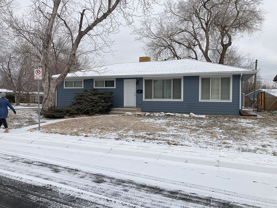 1st image of 10 S Lashley Ln
