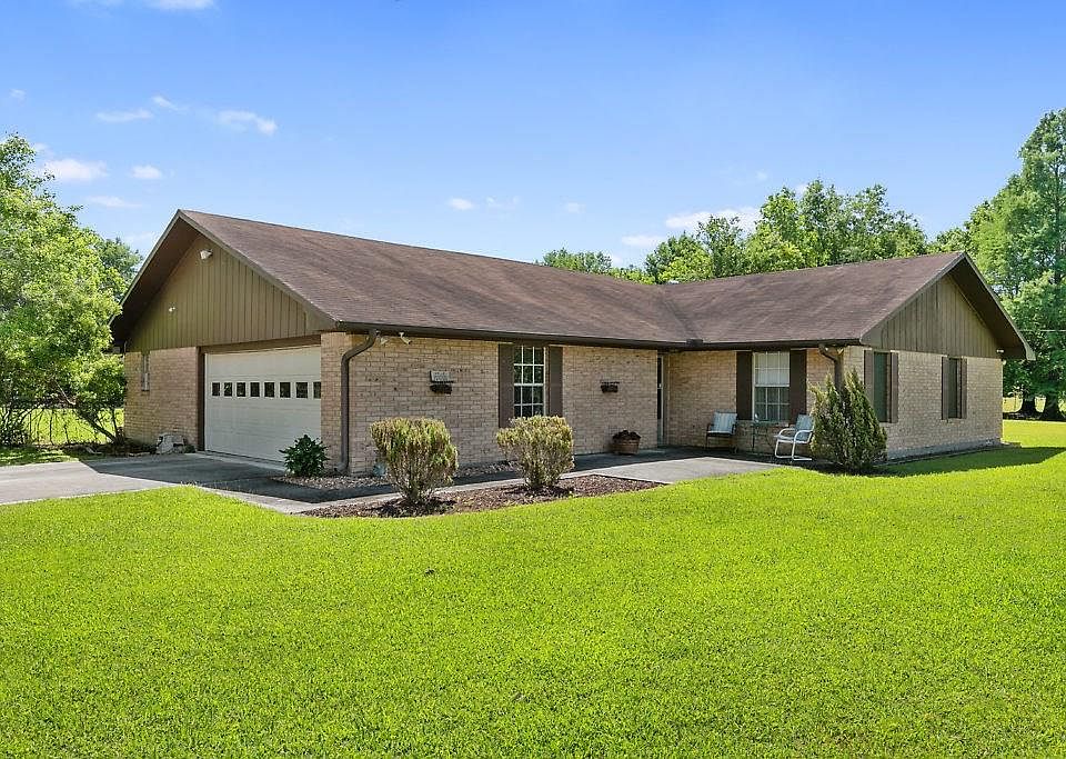 1st image of 2022 N Park Ln